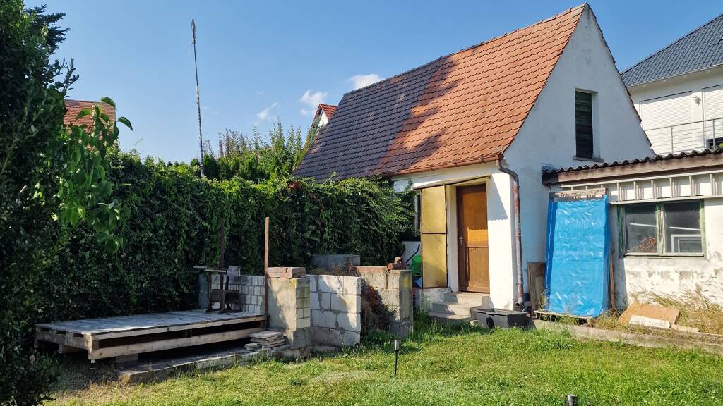 Reihenmittelhaus zum Kauf 375.000 € 6 Zimmer 130 m² 425 m² Grundstück frei ab sofort Unterfürberger Straße 104 Unterfürberg Fürth 90768