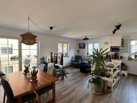 Wohnung zur Miete 1.260 € 3 Zimmer 76 m² 1. Geschoss Neufahrn Neufahrn bei Freising 85375