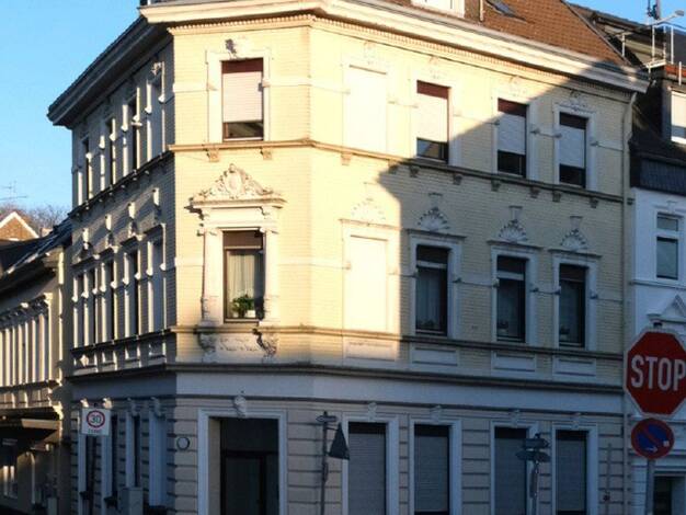 Wohnung zur Miete 895 € 5 Zimmer 94 m² 1. Geschoss frei ab 01.11.2026 Burgstraße 87 Solingen-Mitte Solingen 42655