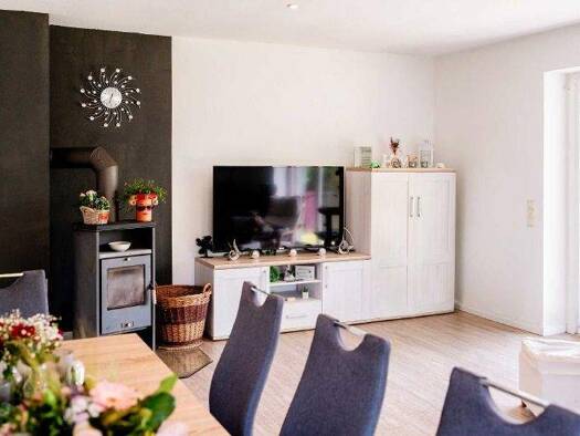 Einfamilienhaus zum Kauf 285.000 € 5 Zimmer 141 m² 803 m² Grundstück Süderbrarup 24392
