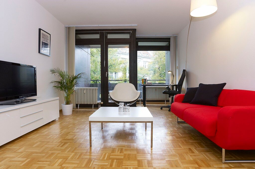 Wohnung zur Miete Wohnen auf Zeit 1.700 € 1 Zimmer 46 m²<br/>Wohnfläche 01.04.2025<br/>Verfügbarkeit Uhlandstraße Charlottenburg Berlin 10623