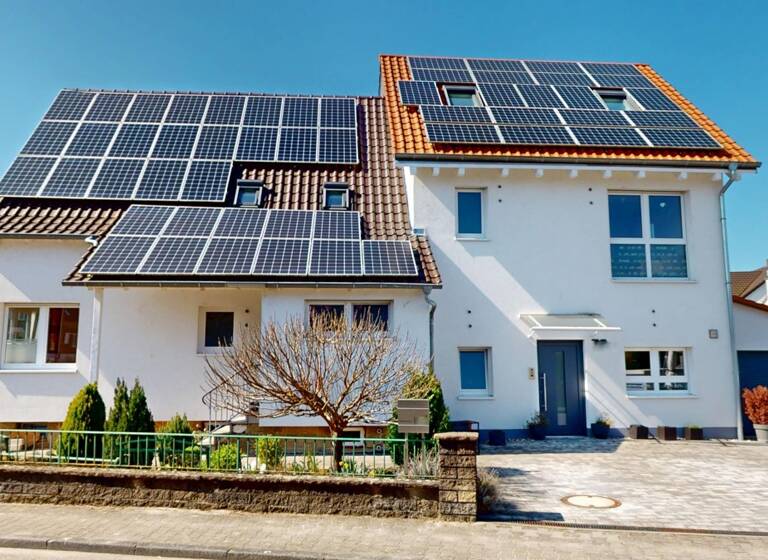 Einfamilienhaus zum Kauf 949.000 € 13 Zimmer 306 m²<br/>Wohnfläche 614 m²<br/>Grundstück Römerstraße 75 Mörsch Rheinstetten / Mörsch 76287