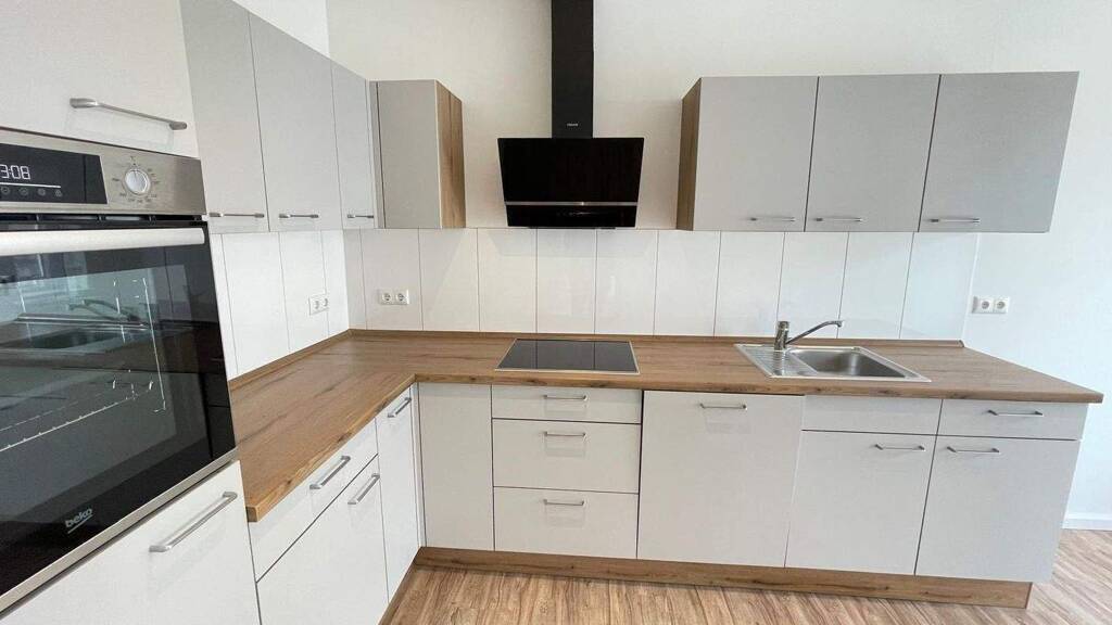 Wohnung zur Miete 1.120 € 3 Zimmer 1. Geschoss frei ab sofort Kurhausstraße 9 Bad Segeberg 23795