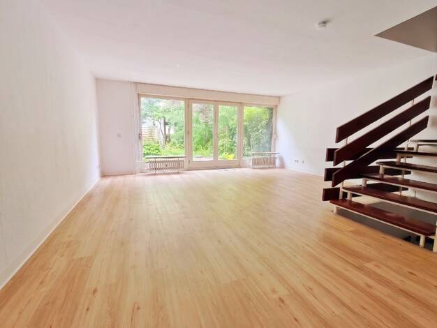 Reihenendhaus zur Miete 2.005 € 5 Zimmer 125,3 m² 180 m² Grundstück frei ab 01.09.2026 Lichterfelde Steglitz-Zehlendorf 12207