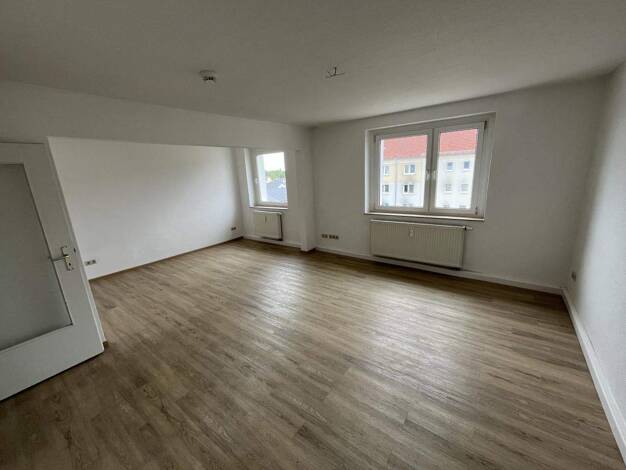 Wohnung zur Miete 449 € 3 Zimmer 69 m² 3. Geschoss Wilhelmstraße 96 Eisenhüttenstadt 15890