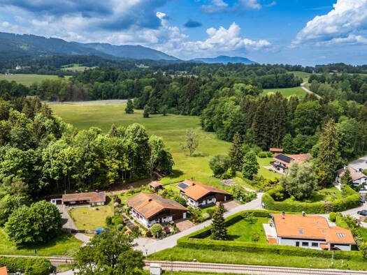 Einfamilienhaus zum Kauf 1.550.000 € 4 Zimmer 265 m² 1.088 m² Grundstück Gmund am Tegernsee / Moosrain 83703