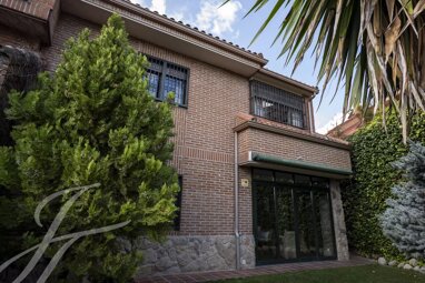 Haus zum Kauf provisionsfrei 1.085.000 € 412 m² 350 m² Grundstück Majadahonda 28221