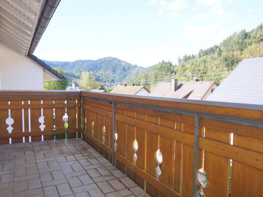 Wohnung zur Miete 598 € 3 Zimmer 75 m² Geschoss 1/2 frei ab sofort Hoffeldstraße 24 Schiltach Schiltach 77761