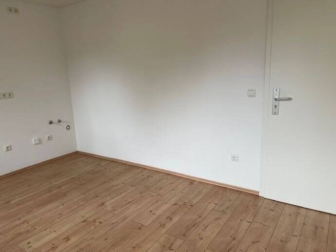 WUNDERSCHÖN GEPFLEGTE 1-ZIMMER WOHNUNG IN NÜRNBERG - KATZWANG, WLAN INKLUSIVE! – Am Hammer 10, 90455 Nürnberg – Vorschaubild 8