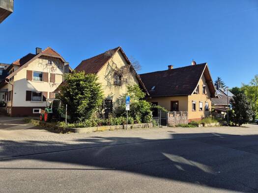 Mehrfamilienhaus zum Kauf 599.000 € 12 Zimmer 850 m² Grundstück Lauf 77886