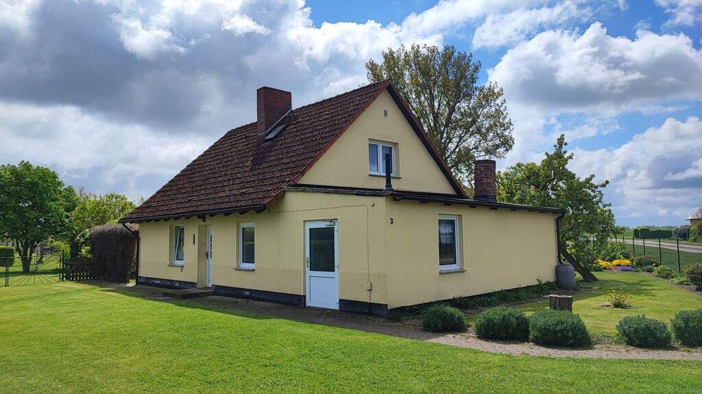 Haus zum Kauf 199.000 € 4 Zimmer 97 m² 1.774 m² Grundstück Moisselbritz Rappin 18528