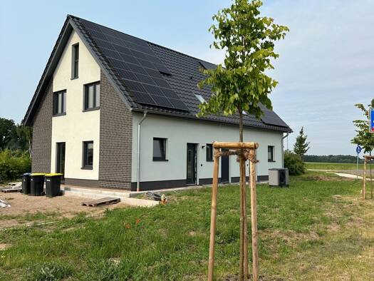 Doppelhaushälfte zur Miete - Erstbezug 1.800 € 4 Zimmer 125 m² 703 m² Grundstück Vögelsen 21360