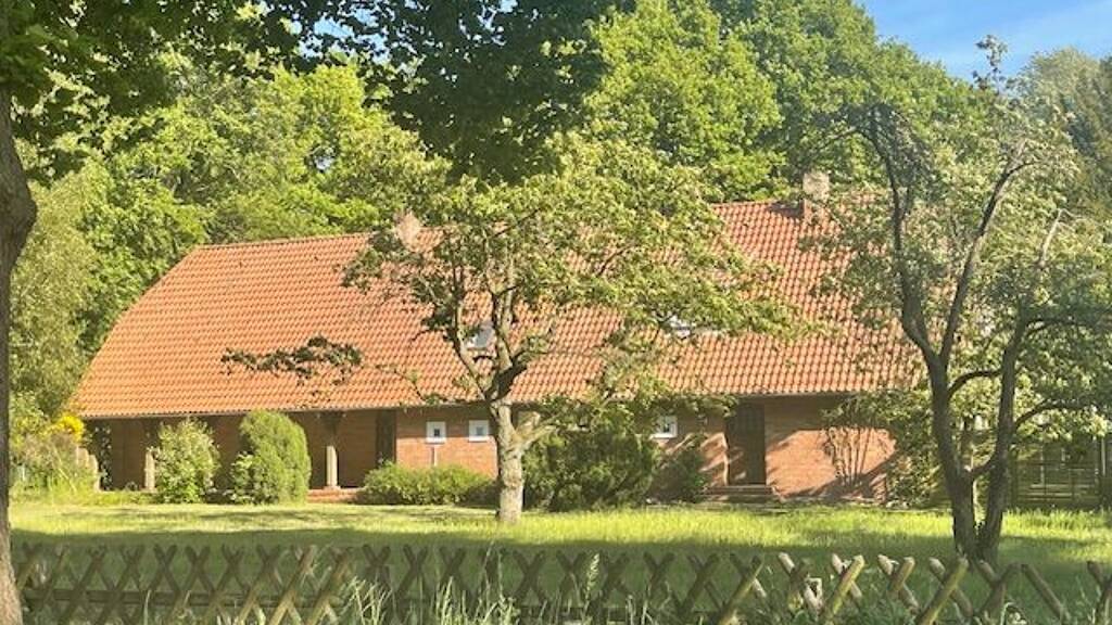 Einfamilienhaus zum Kauf 499.000 € 8 Zimmer 294 m² 6.494 m² Grundstück Jessenitz Lübtheen 19249