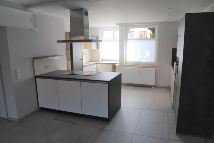 Wohnung zur Miete 1.000 € 4 Zimmer 128,4 m²<br/>Wohnfläche EG<br/>Geschoss ab sofort<br/>Verfügbarkeit Bad Salzuflen Bad Salzuflen 32105