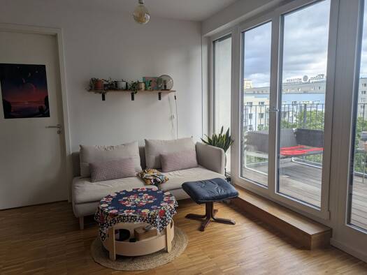Wohnung zur Miete 1.290 € 2 Zimmer 55 m² Geschoss 7/8 frei ab sofort Berolinastraße 7 A Mitte Mitte 10178