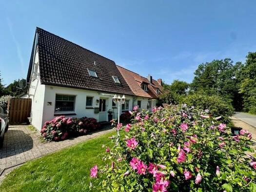 Einfamilienhaus zum Kauf 299.000 € 8 Zimmer 171,7 m² 700 m² Grundstück Bliestorf 23847