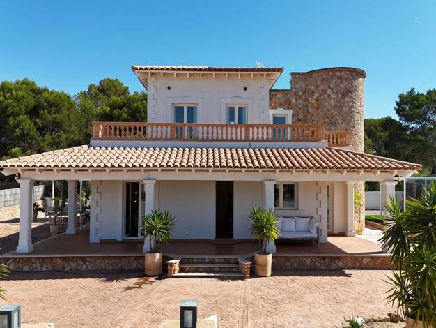 Villa zum Kauf 1.270.000 € 4 Zimmer 156 m² 826 m² Grundstück Cala 07639