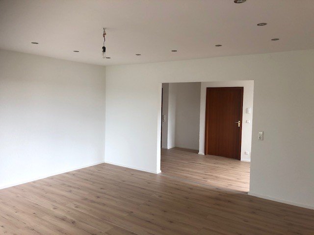 Wohnung zur Miete 920 € 3,5 Zimmer 112 m²<br/>Wohnfläche EG<br/>Geschoss ab sofort<br/>Verfügbarkeit Stetten Stetten am kalten Markt 72510