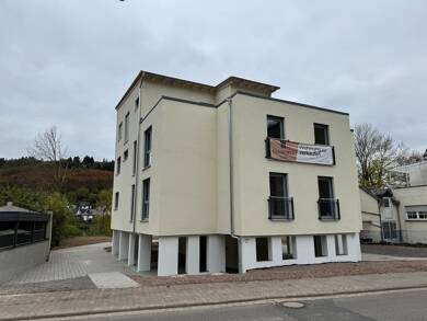 Wohnung zum Kauf provisionsfrei 439.000 € 3 Zimmer 93 m² 1. Geschoss Merlerstraße 45a Merl Zell (Mosel) 56856