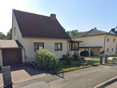 Einfamilienhaus zum Kauf 360.000 € 6 Zimmer 129 m² 998 m² Grundstück Naunhof Naunhof 04683