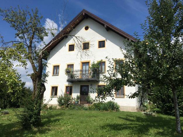 Einfamilienhaus zum Kauf 1.125.000 € 9 Zimmer 268 m² 1.910 m² Grundstück Dieding Trostberg 83308