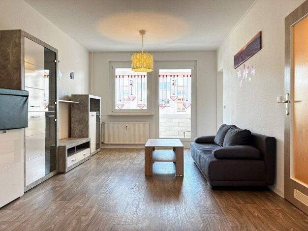 Wohnung zur Miete 268 € 2 Zimmer 45,8 m² 3. Geschoss Gebrüder-Lay-Straße 48 Ostvorstadt Plauen 08527