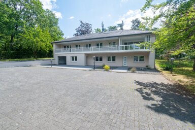 Einfamilienhaus zur Miete 2.950 € 8 Zimmer 345 m² Metterich 54634