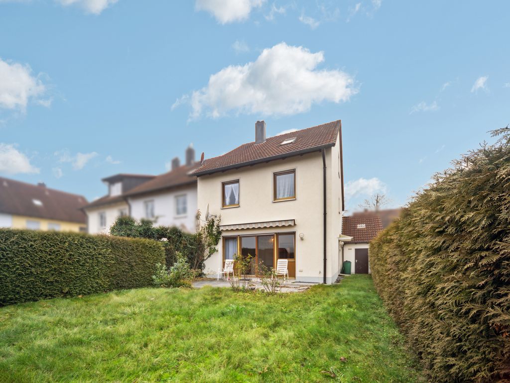 Reihenmittelhaus zum Kauf 499.000 € 6 Zimmer 155 m²<br/>Wohnfläche 312 m²<br/>Grundstück Nördlingen Nördlingen 86720