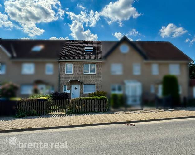 Reihenmittelhaus zum Kauf 375.000 € 4 Zimmer 106 m² 152 m² Grundstück frei ab sofort Ahrensfelde Ahrensfelde 16356