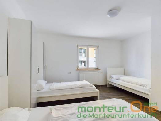 Mehrfamilienhaus zum Kauf als Kapitalanlage geeignet 2.000.000 € 14 Zimmer 530 m² 936 m² Grundstück Bad Krozingen 79189