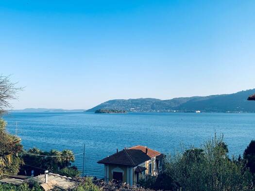 Einfamilienhaus zum Kauf 850.000 € 8 Zimmer 300 m² 2.700 m² Grundstück frei ab sofort Via Troubetzkoy Lago 28922