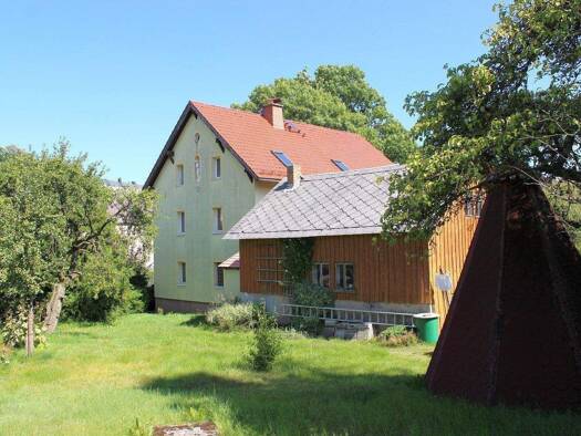 Mehrfamilienhaus zum Kauf 190.000 € 6 Zimmer 190 m² 1.450 m² Grundstück frei ab sofort Obercarsdorf Dippoldiswalde 01744