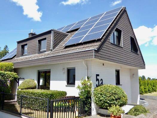 Einfamilienhaus zum Kauf 849.000 € 7 Zimmer 194,5 m² 719 m² Grundstück Schiefbahn Willich 47877