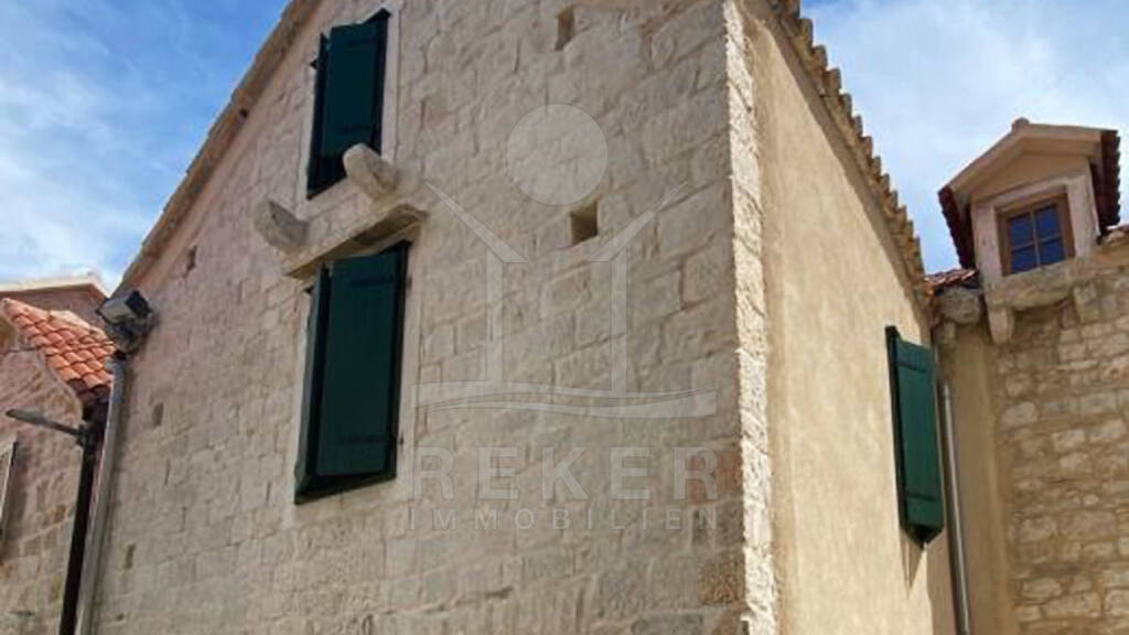 Reihenmittelhaus zum Kauf 249.000 € 2 Zimmer 60 m² Kastela 21217