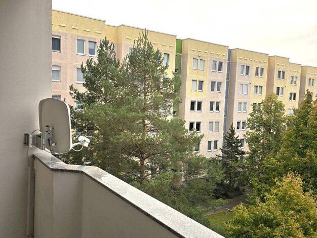 Wohnung zum Kauf provisionsfrei 55.000 € 2 Zimmer 49 m² 3. Geschoss Oeffingener Straße 3 Meißen 01662
