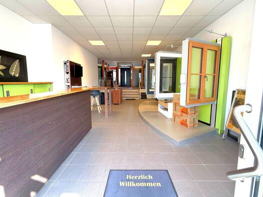 Laden zur Miete 1.140 € 2 Zimmer 114 m² Verkaufsfläche Lank-Latum Meerbusch 40668