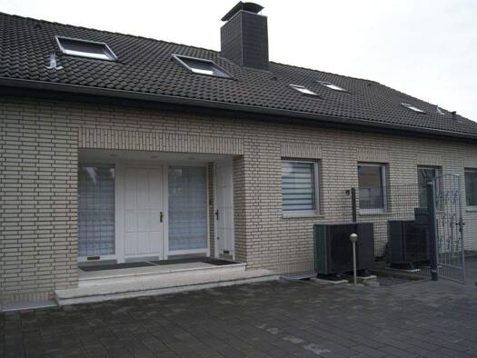 Mehrfamilienhaus zum Kauf provisionsfrei 1.438.000 € 6 Zimmer 241 m² 1.448 m² Grundstück Südstadt Grevenbroich 41515