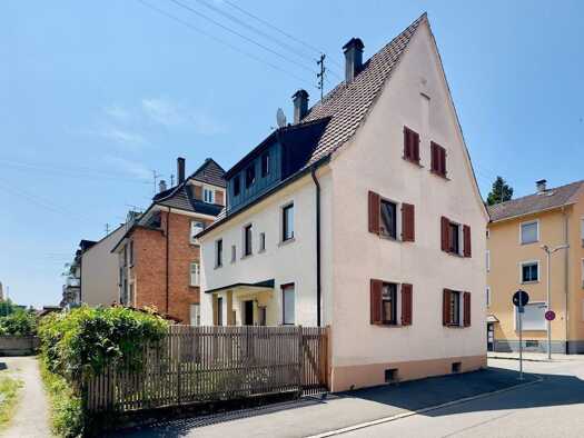Mehrfamilienhaus zum Kauf als Kapitalanlage geeignet 550.000 € 9 Zimmer 216 m² 239 m² Grundstück Friedrichshafen Friedrichshafen 88045
