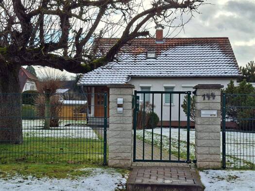 Einfamilienhaus zum Kauf 349.900 € 3 Zimmer 90 m² 1.027 m² Grundstück Bettenhausen Kassel 34123