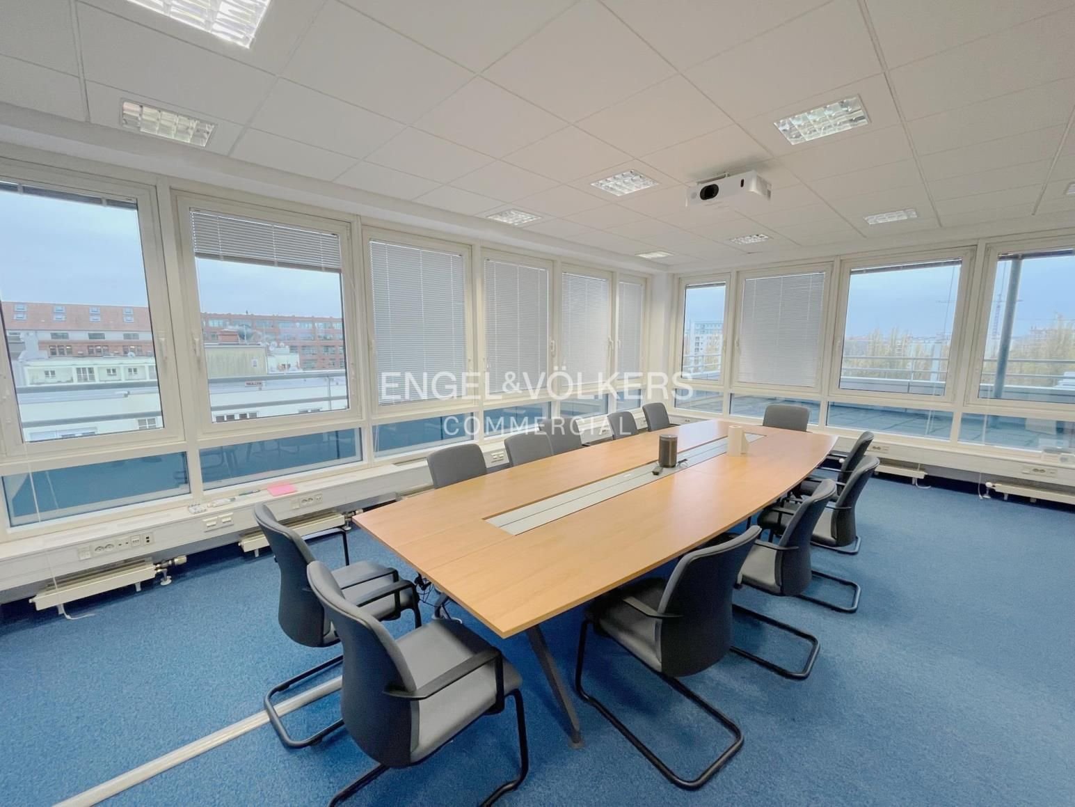 Büro-/Praxisfläche zur Miete 16,50 € 643,9 m²<br/>Bürofläche ab 643,9 m²<br/>Teilbarkeit Charlottenburg Berlin 10587