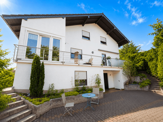 Mehrfamilienhaus zum Kauf 750.000 € 9 Zimmer 304 m² 664 m² Grundstück Brensbacher Straße 23 Ueberau Reinheim 64354