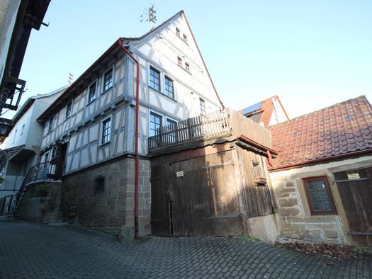 Einfamilienhaus zum Kauf 199.500 € 9 Zimmer 150 m² 103 m² Grundstück Bönnigheim 74357