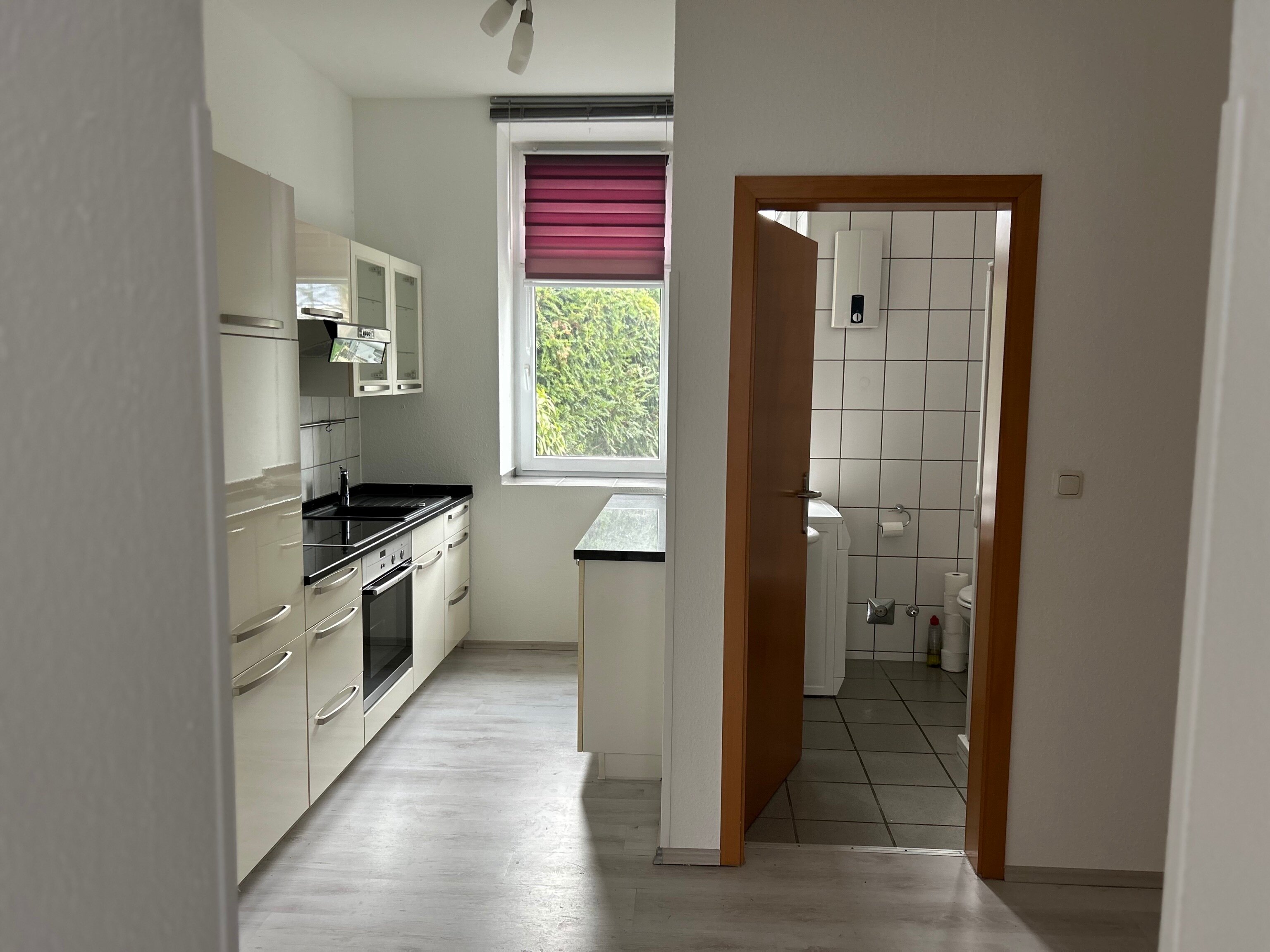 Wohnung zur Miete 300 € 1,5 Zimmer 40 m²<br/>Wohnfläche EG<br/>Geschoss ab sofort<br/>Verfügbarkeit Rotthausen Gelsenkirchen 45884