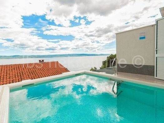 Haus zum Kauf 1.300.000 € 11 Zimmer 600 m² Omiš