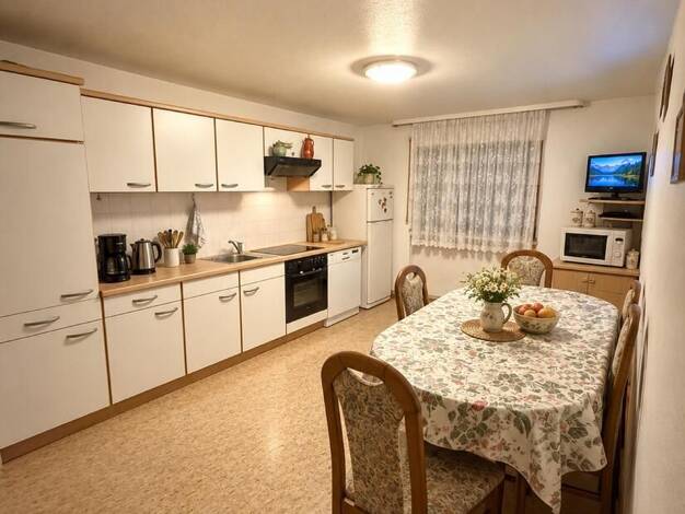 Wohnung zum Kauf 215.000 € 3,5 Zimmer 82 m² Geschoss 1/3 Walddorf Walddorfhäslach 72141