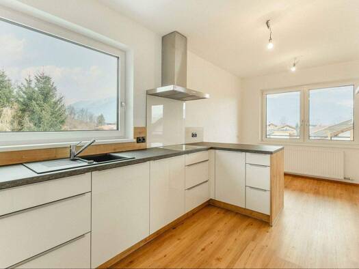 Wohnung zur Miete 1.030 € 3 Zimmer 81,8 m² Breitenbach am Inn 6252