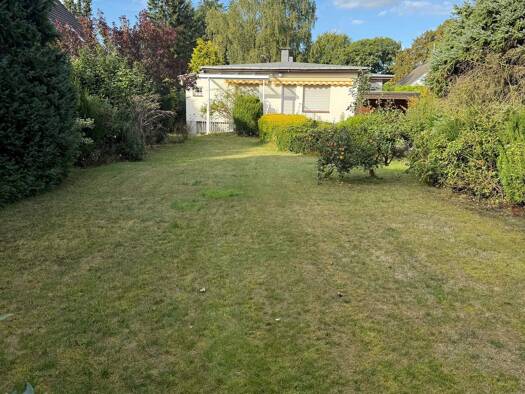 Grundstück zum Kauf 495.000 € 942 m² Grundstück frei ab sofort Treptower Straße 9 Rahlstedt Hamburg 22147