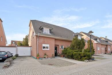 Doppelhaushälfte zum Kauf 295.000 € 5 Zimmer 143 m² 300 m² Grundstück Nauen Nauen 14641