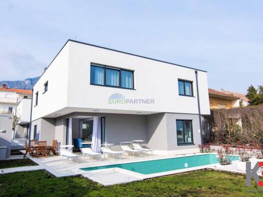 Villa zum Kauf 1.340.000 € 6 Zimmer 202 m² 250 m² Grundstück Kastela 0