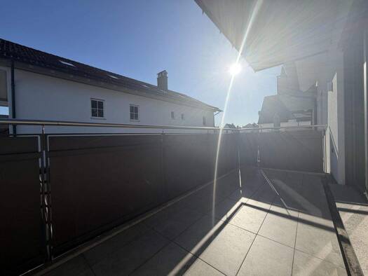 Wohnung zur Miete 1.320 € 3 Zimmer 88 m² frei ab sofort Ergolding 84030